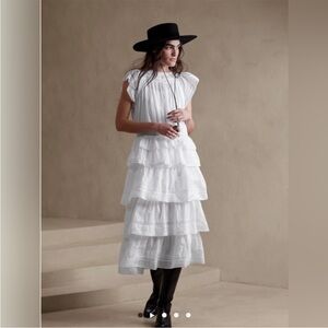 NWT Banana Republic Selene Embroidered Midi Dress size Medium Tall